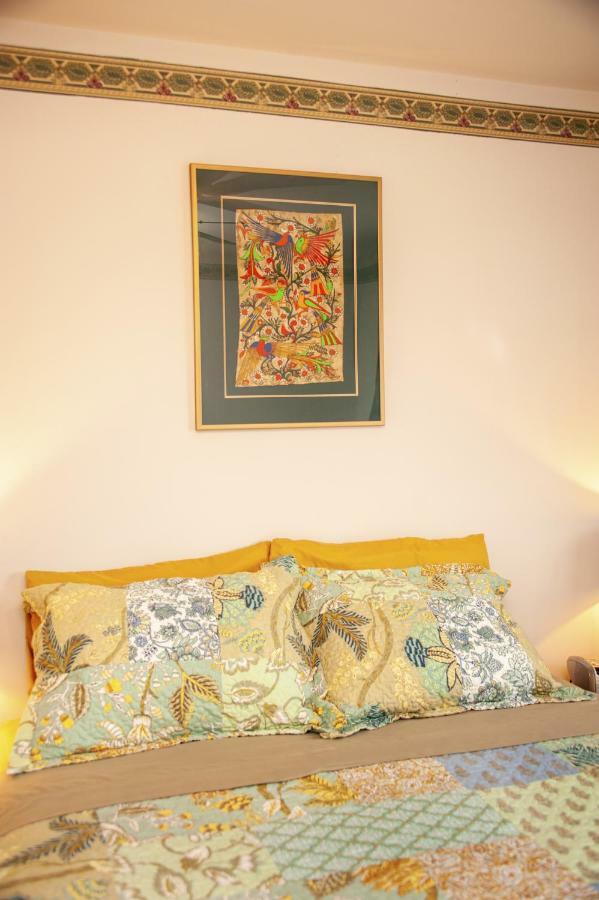 Tiga Bed And Breakfast Йелоунайф Екстериор снимка